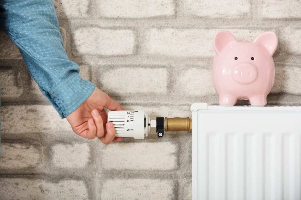 4 ways to reduce your energy bills